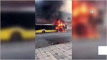 Ümraniye’de İETT otobüsü yandı
