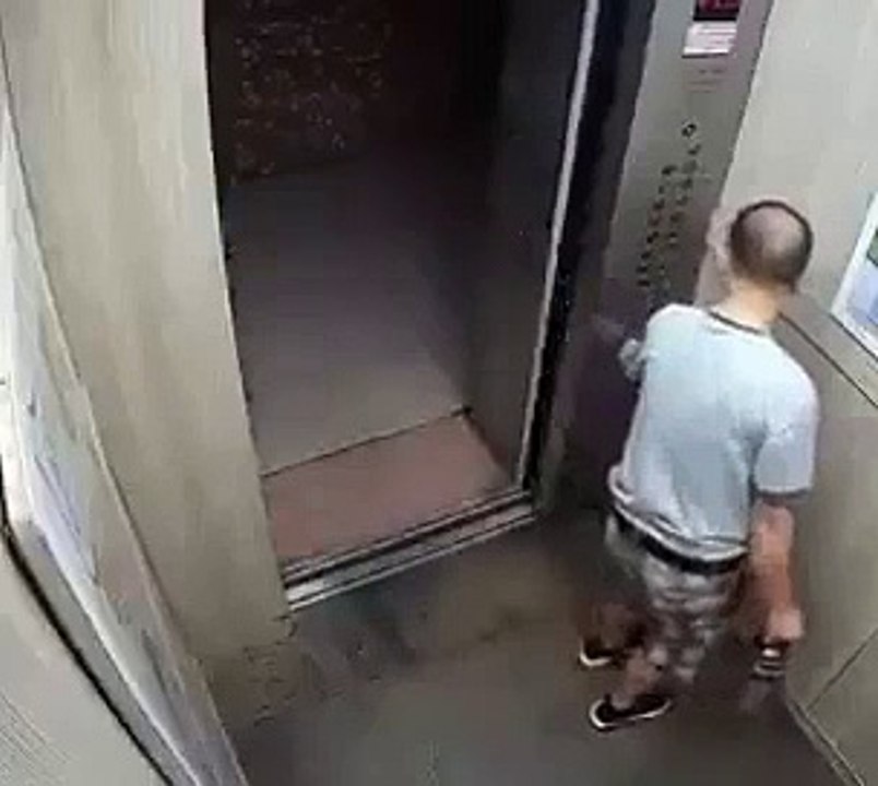 Please don't carry electrical batteries in lift. 🙁