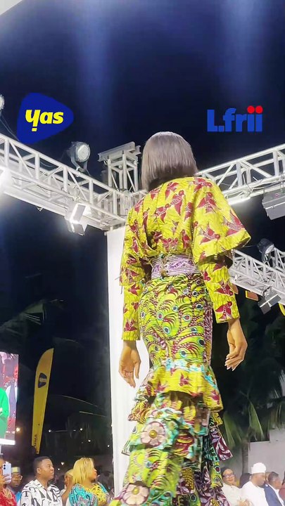 FIMO 228 : Défilé haute couture final avec Yas Togo
