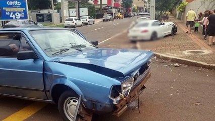 Gol e BMW se envolvem em acidente com vítima no Centro