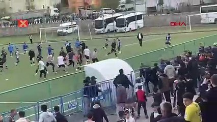 Amatör maçta büyük kavga çıktı!