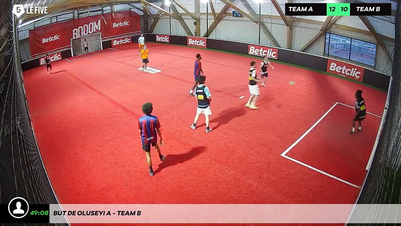 But de Oluseyi A - Team B