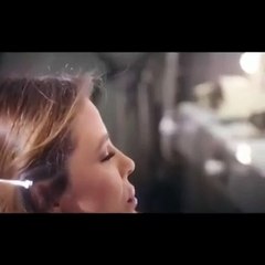 5 خطوات لإتقان لوك الشفاه الجريئة مع بول قسطنطينيان