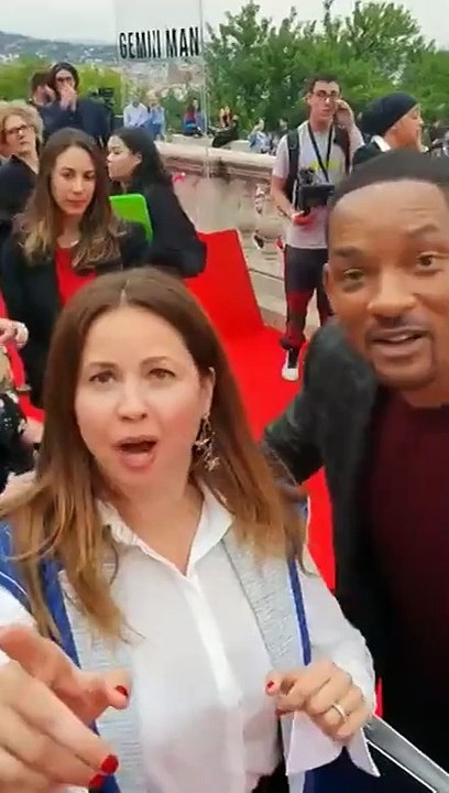 رَيّا أبي راشد تُعايِد ويل سميث بمناسبة عيد ميلاده على طريقتها
