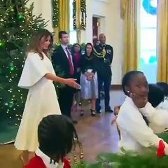 لماذا ترتدي زوجات الرؤساء اللون الأبيض؟