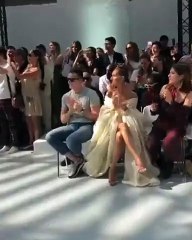 سيلين ديون ستلهم عروس الصيف بإطلالتها من ألكسندر فوتييه