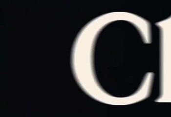 أيّاً كان ذوقكِ، الحقيبة باللون البرتقالي Must Have لإطلالاتكِ الصيفية!