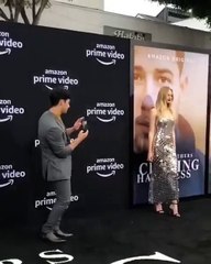 بريانكا شوبرا بفستانٍ كشف الكثير من جسمها في إطلاق Chasing Happiness