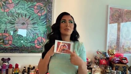 بالفيديو: جولة في مكتب هدى قطّان تكشف عن عشقها المفرط للمستحضرات!