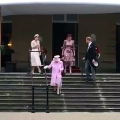 فارق كبير في تكلفة إطلالتيّ الأميرتين بياتريس وأوجيني، فهل أثّر هذا على أناقتهما!