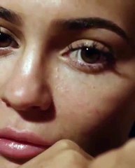 شاهدي بالفيديو: كايلي جينر تعتني ببشرتها مع مجموعتها الجديدة!