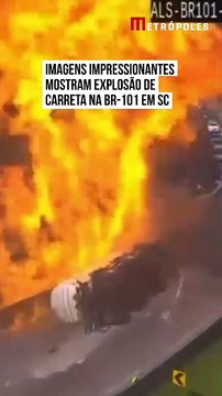Camión cisterna choca y explota