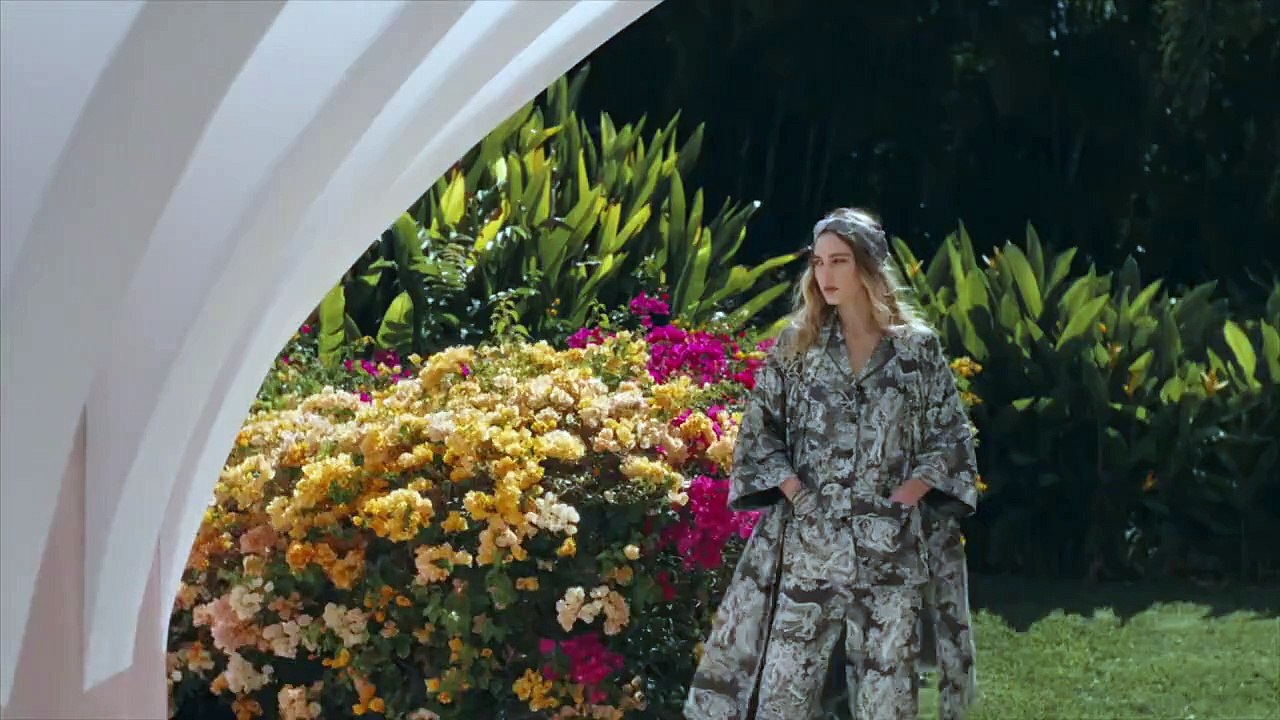 اخترنا لك، مجموعة Dior Chez Moi لأجمل لوكات الع...