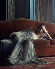 أنجلينا جولي تتمسك بقاعدة واحدة لتنسيق إطلالاتها اليومية