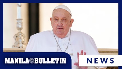 Pope makes surprise appearance at St. Peter’s Square, 2 weeks after leaving hospital