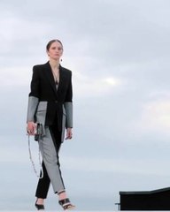 إليكِ الحقيبة الـMust Have لخريف 2020 من أليكسندر مكوين