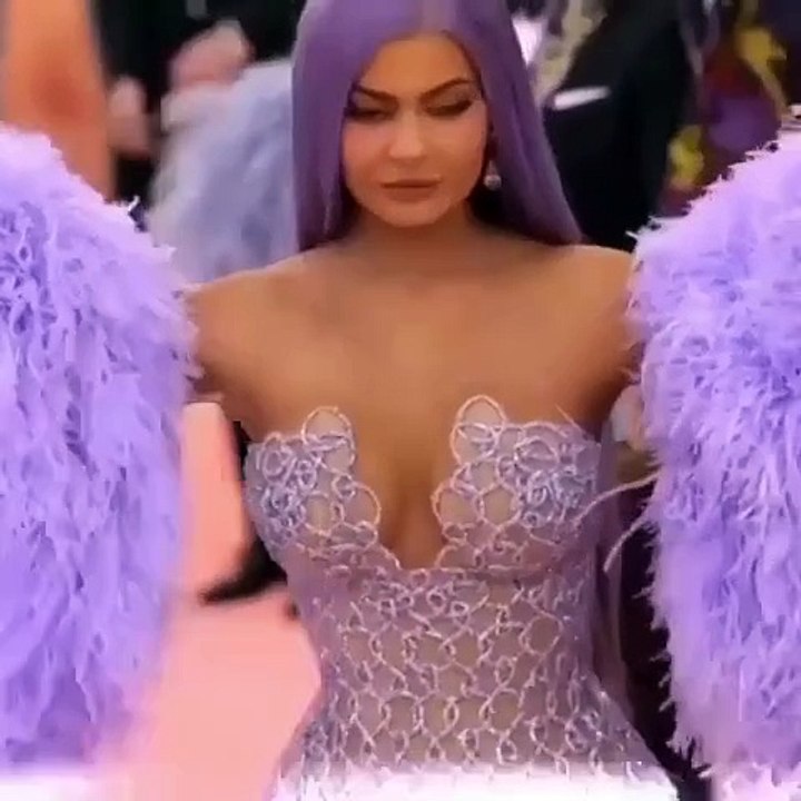 Kylie Cosmetics تكشف عن النسبة المئوية للموظفين السود كجزء من حملة تحدّي التغيير