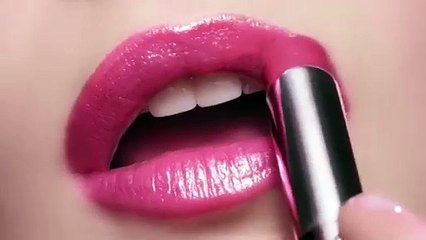 عشق اللمعان والألوان تترجمه ديور في مجموعة حمرتها الجديدة