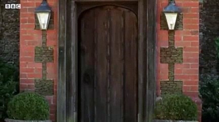 كيت ميدلتون والأمير وليام وأولادهما بالأزرق دعماً للطاقم الطبّي البريطاني