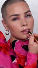 إيف سان لوران يُثبت حبّه لباريس من جديد مع عطر MON PARIS INTENSÉMENT