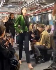 تحيّة من دافيد كوما إلى لندن في مجموعة خريفية مشوّقة جدّاً