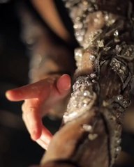 مُقابلة مع حسين بظاظا: بورتو مُلهمتي الخياليّة وتصاميم الصيف تميل نحو الحداثة الفائقة