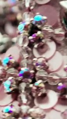 استعدي للعطلات الصيفية مع مجموعة Jimmy Choo الشاطئية