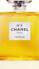 "باربي هوليوود" مارغو روبي أم للمرة الأولى