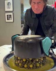 محمد حديد يتحدث "عن أكبر سرقة ممنهجة في تاريخ العالم"