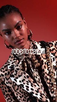 نقشة جلد النمر: صيحة جريئة تتربع على عرش الموضة هذا العام