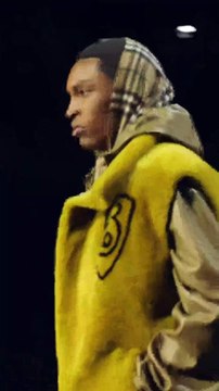 من سوبر موديل التسعينيات إلى عارضات الألفينيات... النوستالجيا تتحكم في عالم الموضة