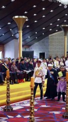 زهير مراد يضع لمسته المترفة على إطلالة عروس بروناي