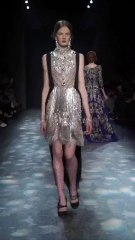 Marchesa تعود إلى عالم الموضة مع مجموعة تحتفي بالأنوثة وفساتين السهرة المرهفة