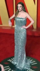 من تصاميم الفينتج إلى فساتين السهرة الجريئة: أجمل إطلالات حفل Vanity Fair لهذا العام