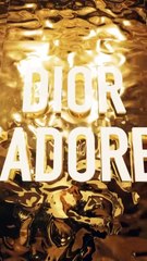 معرض Dior J'Adore في باريس، رحلة في تاريخ عطر ديور الأيقوني