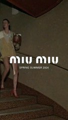 Miu Miu تعيد ابتكار حذاء التسعينيات الشهير بالتعاون مع New Balance