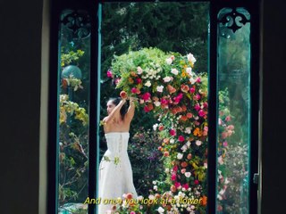 The Flower Society تحتفل بعام من الشغف وحب الأزهار في فيديو خاص