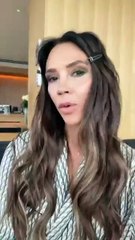 800 يورو و24 إبرة على الوجه: روتين فيكتوريا بيكهام الغالي والمؤلِم