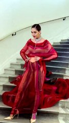 النجمات الآسيويات سرقن الأضواء والأنظار بإطلالاتهن الأنيقة في مهرجان كان السينمائي