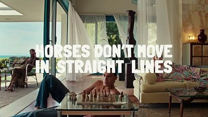 فيديو حصري: كوني على استعداد للأيام المشمسة والأمسيات المنعشة مع تصاميم Valentino Escape 2023