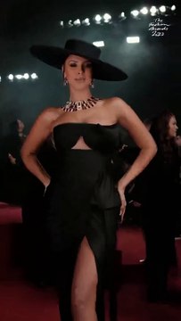 حصّة للمجوهرات البرّاقة في إطلالات النجمات خلال حفل British fashion awards