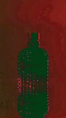 BORN IN ROMA INTENSE  عطران للنساء والرجال بلمسات الكوتور من فالنتينو