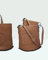 Delvaux تحتفل باليوبيل الذهبي لحقيبة Pin مع إصدار شبابي نابض بالحياة