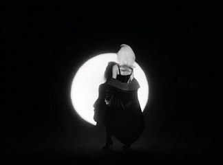 إليكِ تفاصيل تعاون كيم كارداشيان مع دولتشي أند غابانا في مجموعة ربيع 2023