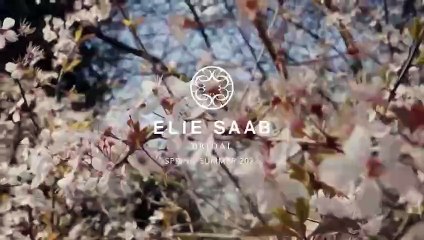 فساتين زفاف إيلي صعب ربيع 2023، للعروس الرومانسية التي تتمسك بأحلامها