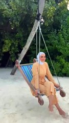 خمس قطع أساسية تحتاجين إليها لإجازة ممتعة في إحدى الوجهات الشاطئية