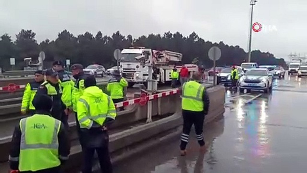 Kuzey Marmara Otoyolu Gişeler’de araç tırın altına girdi: 1 ölü