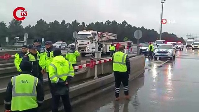 Kuzey Marmara Otoyolu Gişeler’de araç tırın altına girdi: 1 ölü