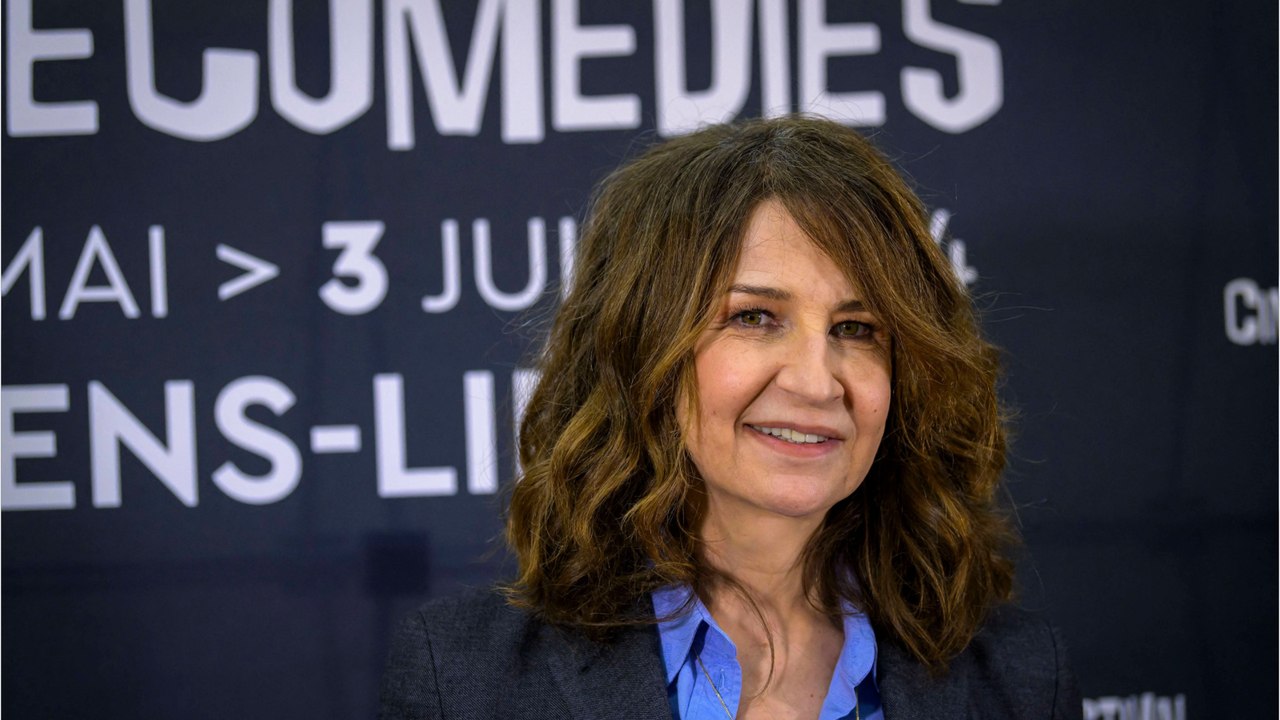 Valérie Lemercier raconte son séjour d’un mois et demi à l’hôpital Sainte-Anne : ”Je coulais”