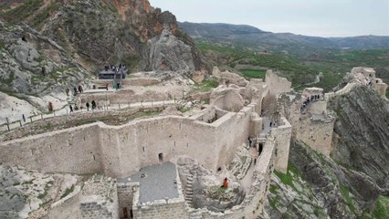 2 bin yıllık kaleye akın var! Restorasyonu tamamlandı